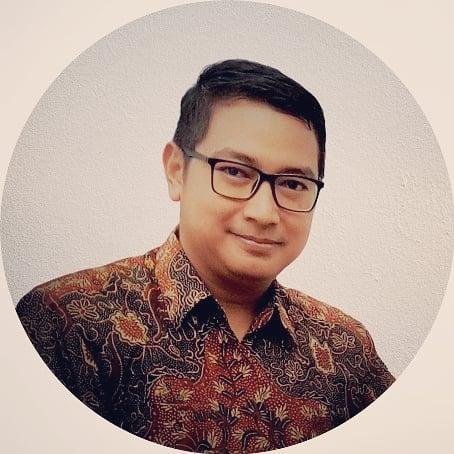 Muhammad Andri Ashari, SE. – Spesialis Syariah – Agency Director di PT Prudential Life Assurance